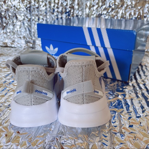 Addidas infant US running sneaker Gray two sides available US 4K&US8K$35/pair - Picture 4 of 7